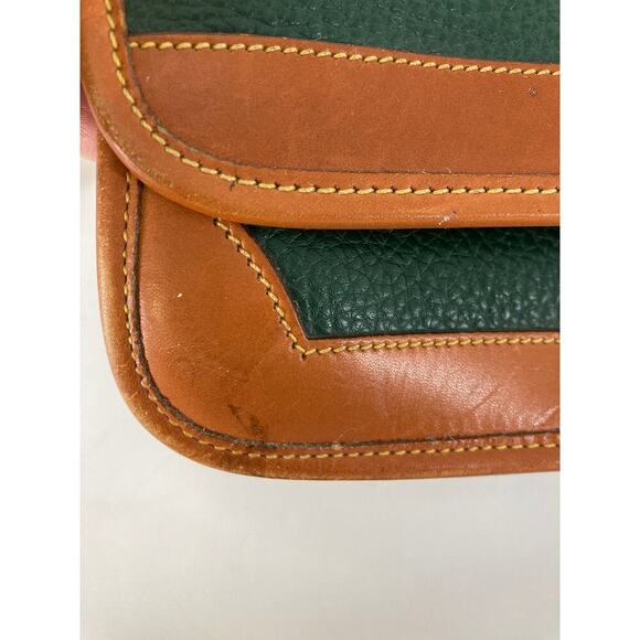 DOONEY & BOURKE MEDIUM GREEN LEATHER VINTAGE CROSSBODY BAG - Picture 13 of 16